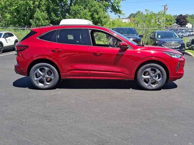 Certified 2023 Ford Escape ST-Line Select w/ Tech Pack #2 AWD/4WD image 15