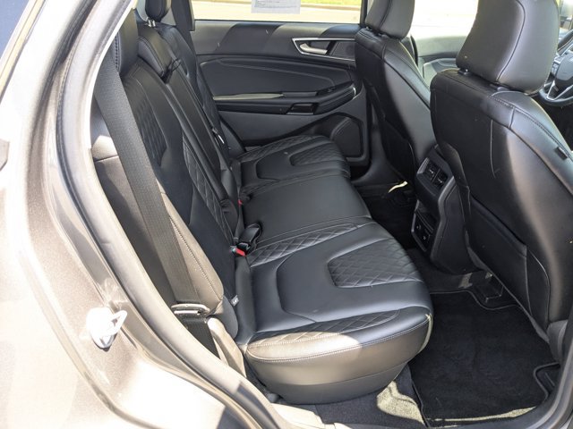 Certified 2023 Ford Edge Titanium AWD/4WD image 34