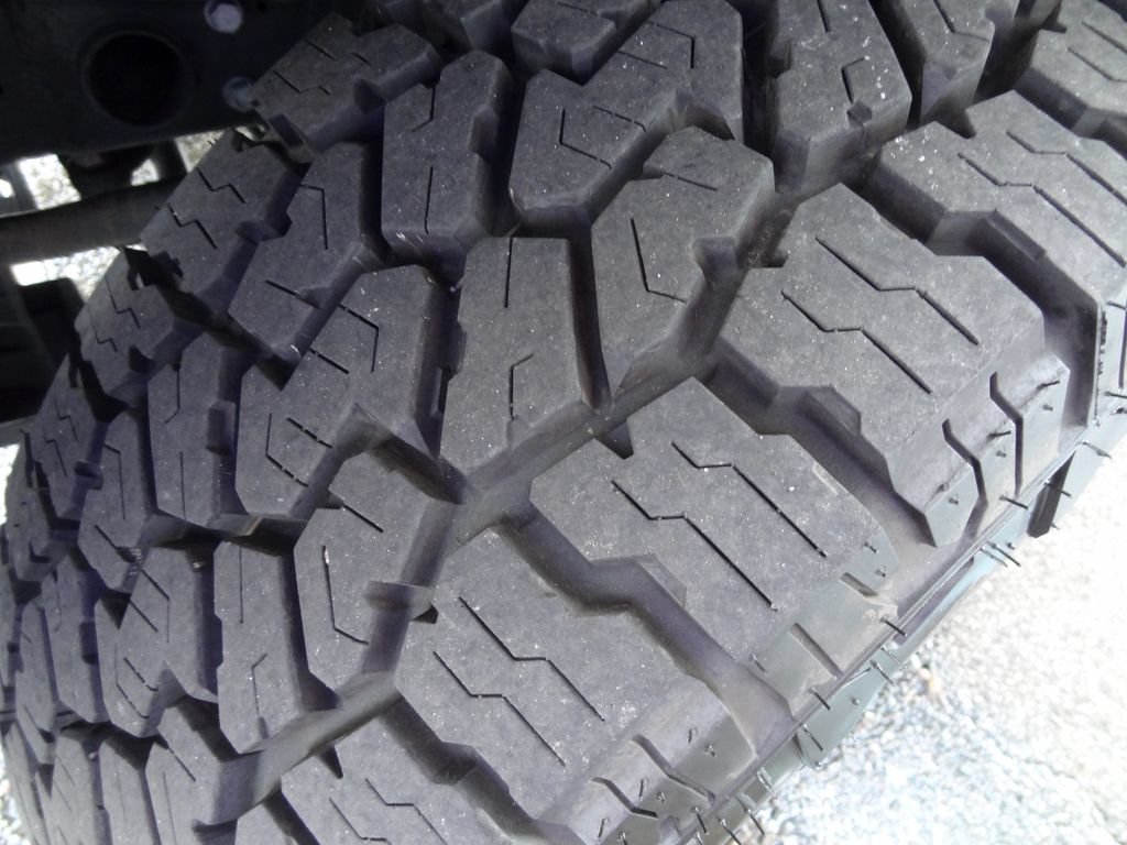Used 2024 Jeep Wrangler Unlimited Sport AWD/4WD image 38