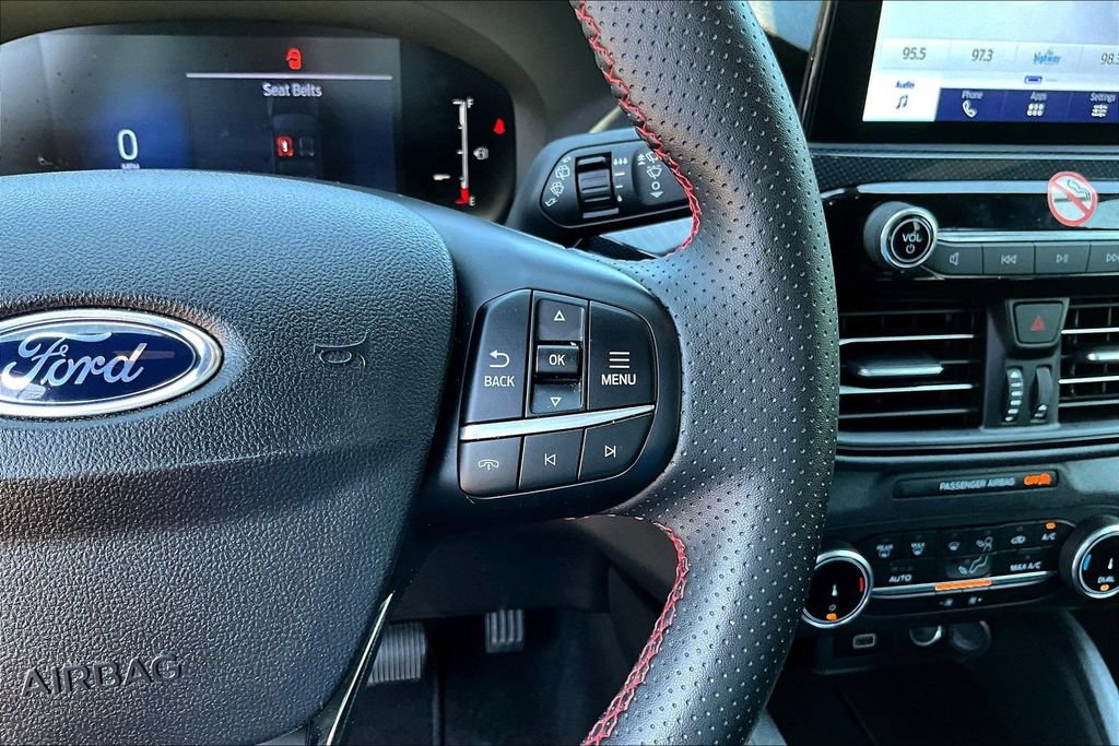 Certified 2025 Ford Escape ST-Line FWD image 14