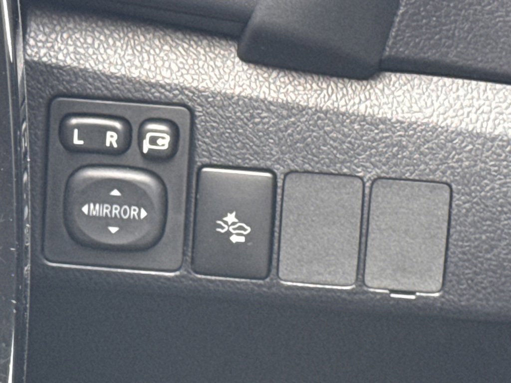 Used 2017 Toyota Corolla iM image 24