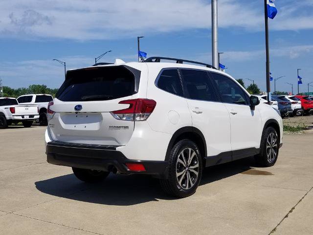 Used 2023 Subaru Forester Limited AWD/4WD image 2