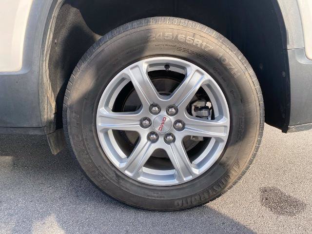 Used 2019 GMC Acadia SLE FWD image 34