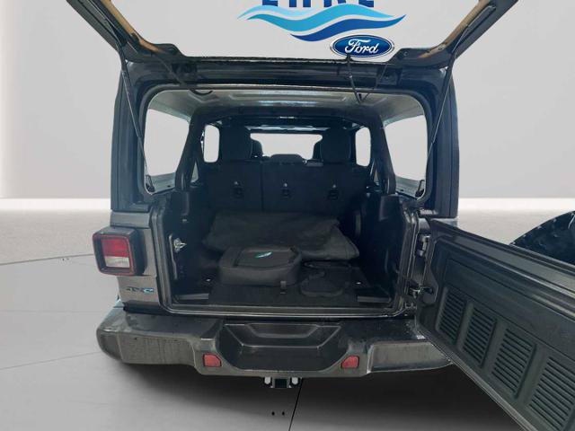 Used 2023 Jeep Wrangler Unlimited w/ Cold Weather Group AWD/4WD image 22