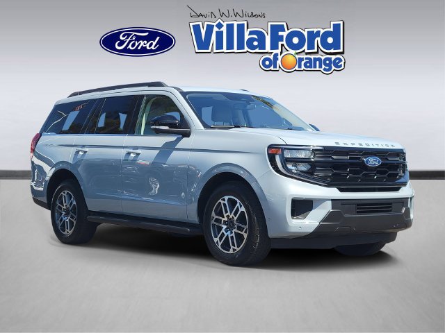 Certified 2025 Ford Expedition Active AWD/4WD image 33