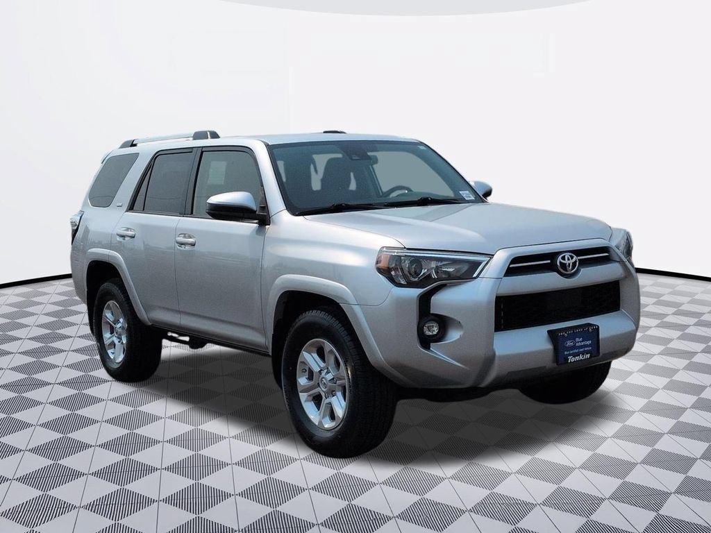 Used 2021 Toyota 4Runner SR5 RWD image 7