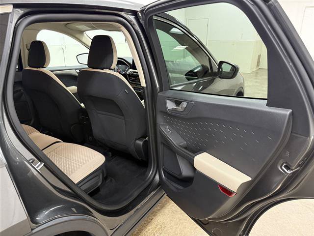 Certified 2020 Ford Escape SE AWD/4WD image 28