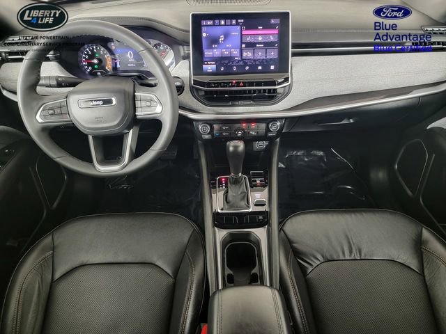 Used 2023 Jeep Compass Latitude image 20