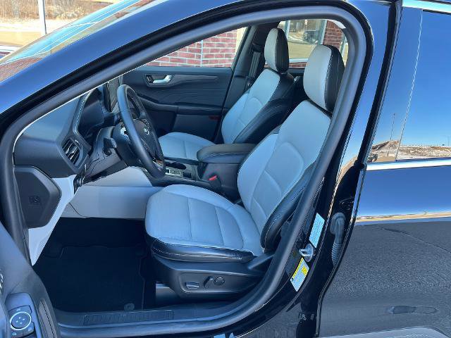 Certified 2023 Ford Escape Platinum image 10