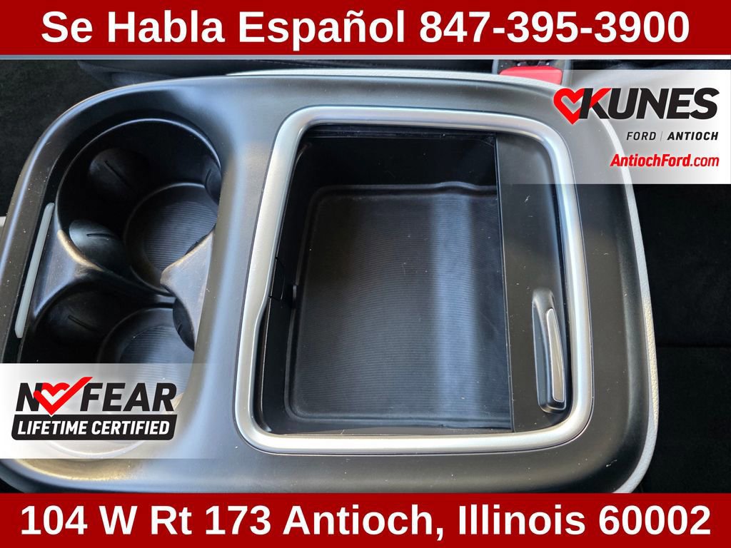 Used 2024 Chrysler Pacifica Touring-L image 72