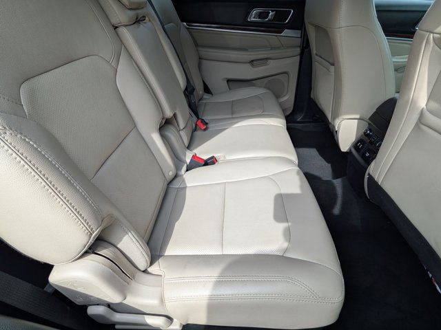 Certified 2019 Ford Explorer Limited w/ Class III Trailer Tow Package AWD/4WD image 28