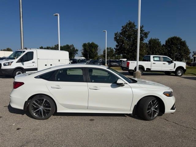 Used 2024 Honda Civic Touring image 10