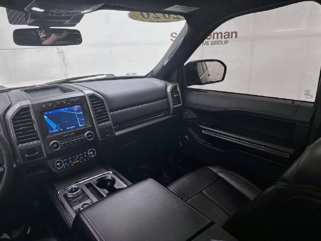 Certified 2020 Ford Expedition XLT w/ Equipment Group 202A AWD/4WD image 25