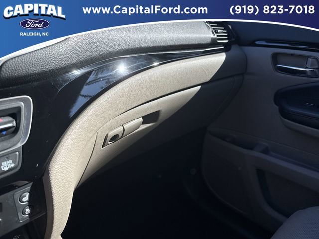 Used 2020 Honda Pilot Elite image 27