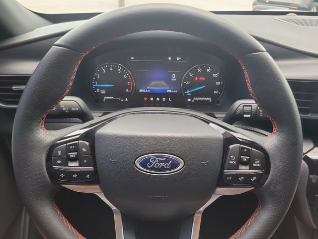 Certified 2023 Ford Explorer ST-Line w/ Class IV Trailer Tow Package RWD image 32