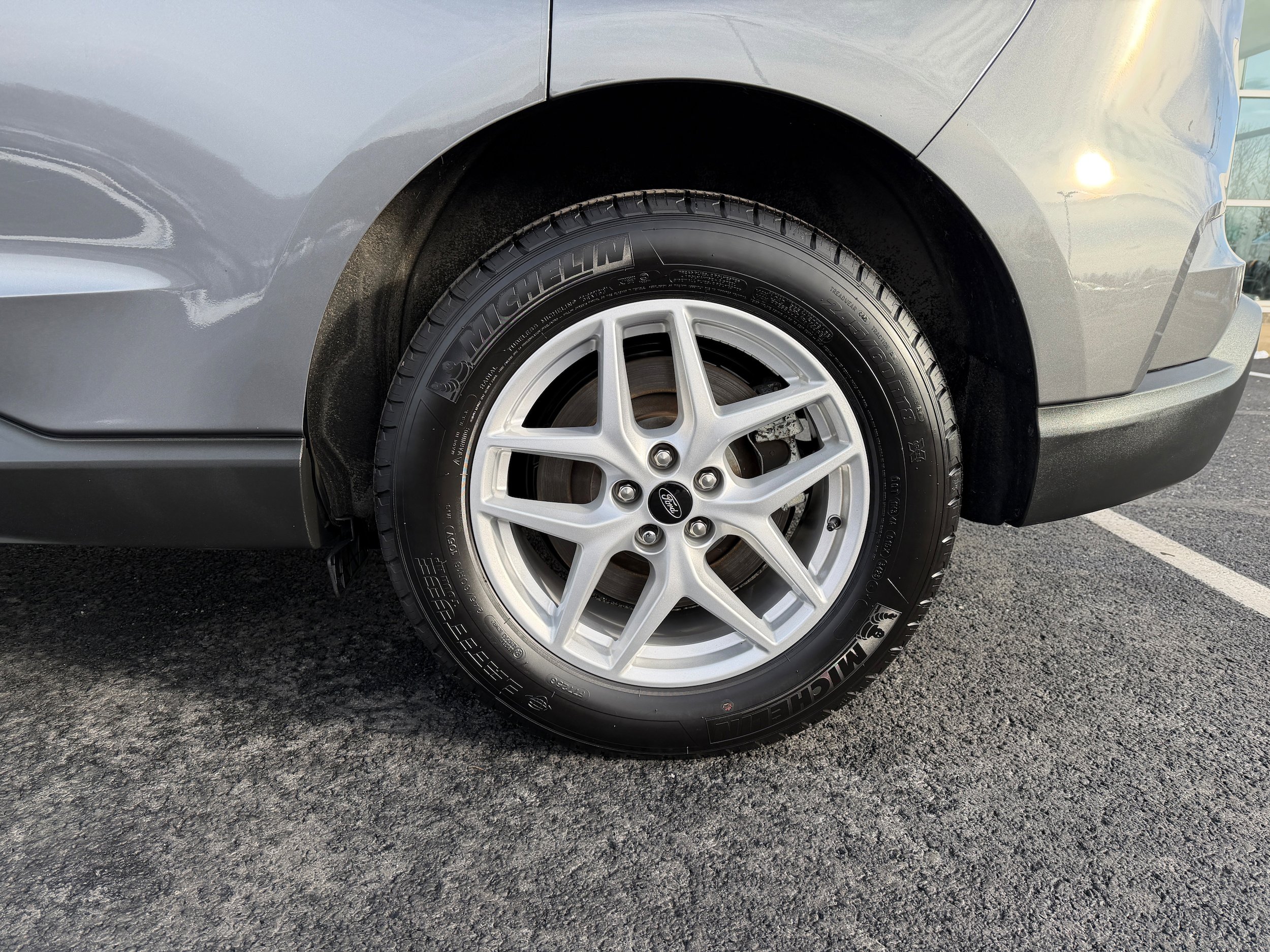 Certified 2024 Ford Edge SEL w/ Convenience Package AWD/4WD image 9