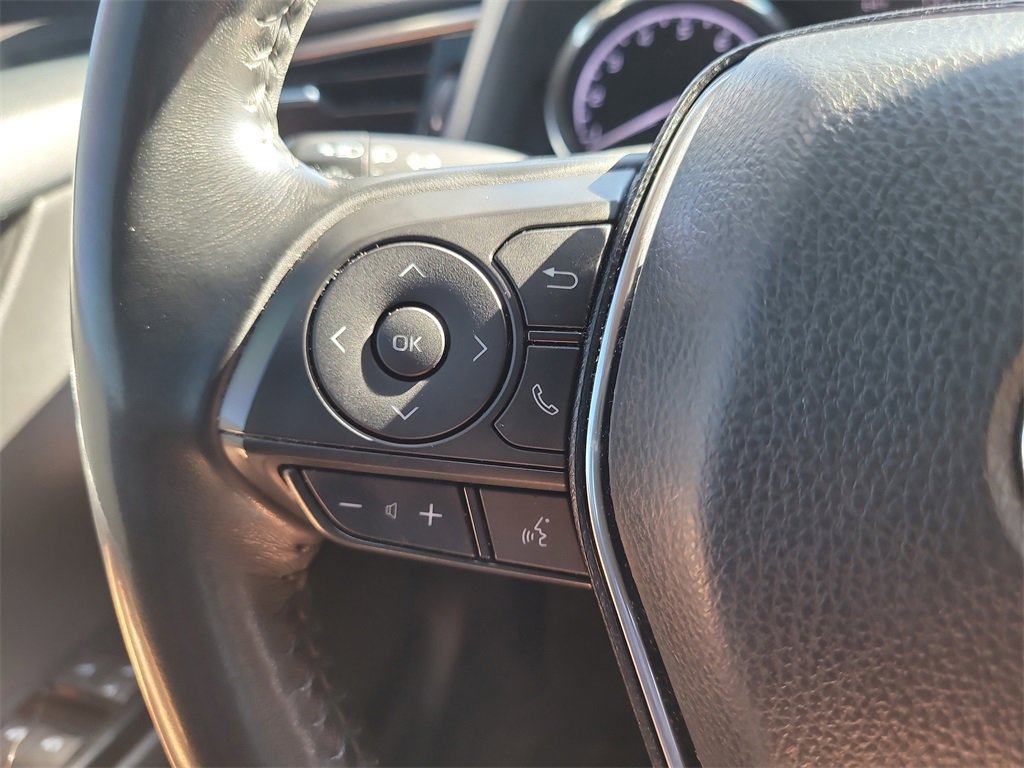 Used 2020 Toyota Camry SE image 25