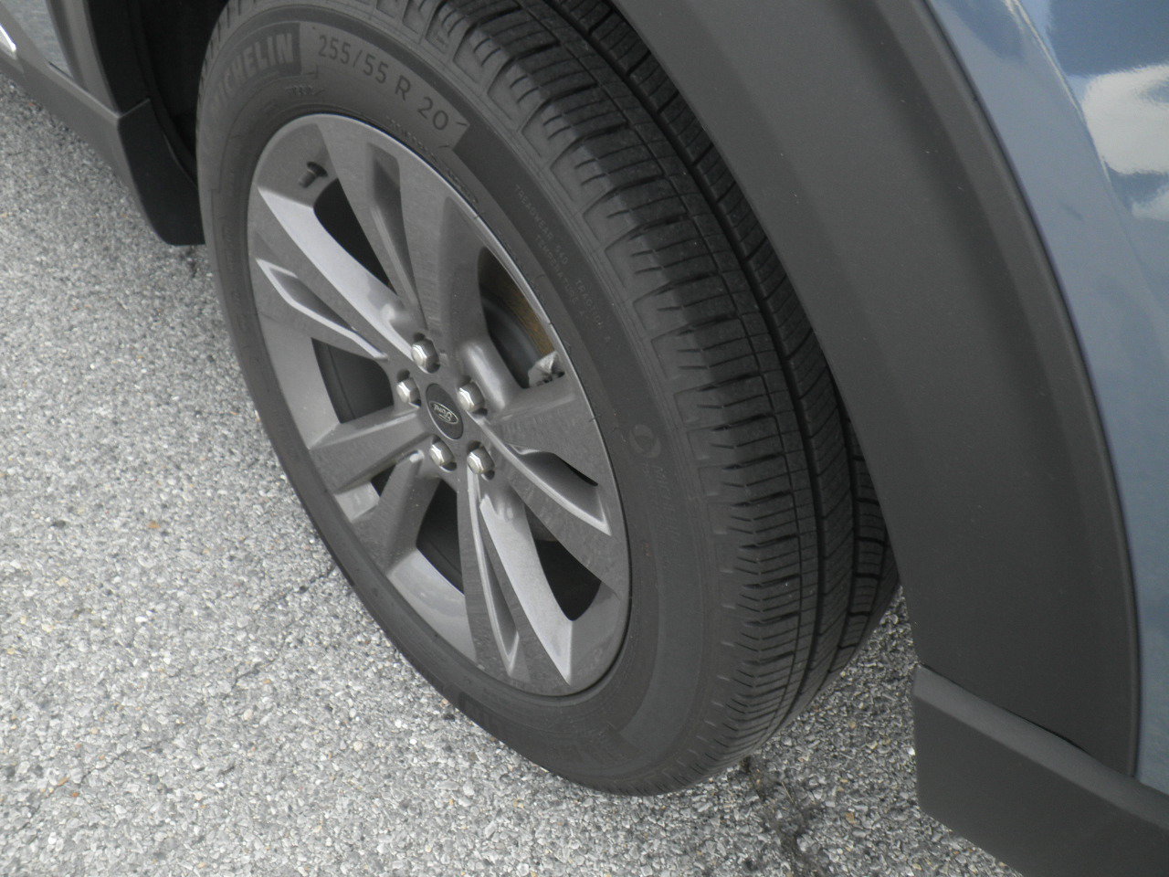 Certified 2025 Ford Explorer Active w/ Active Comfort Package AWD/4WD image 12