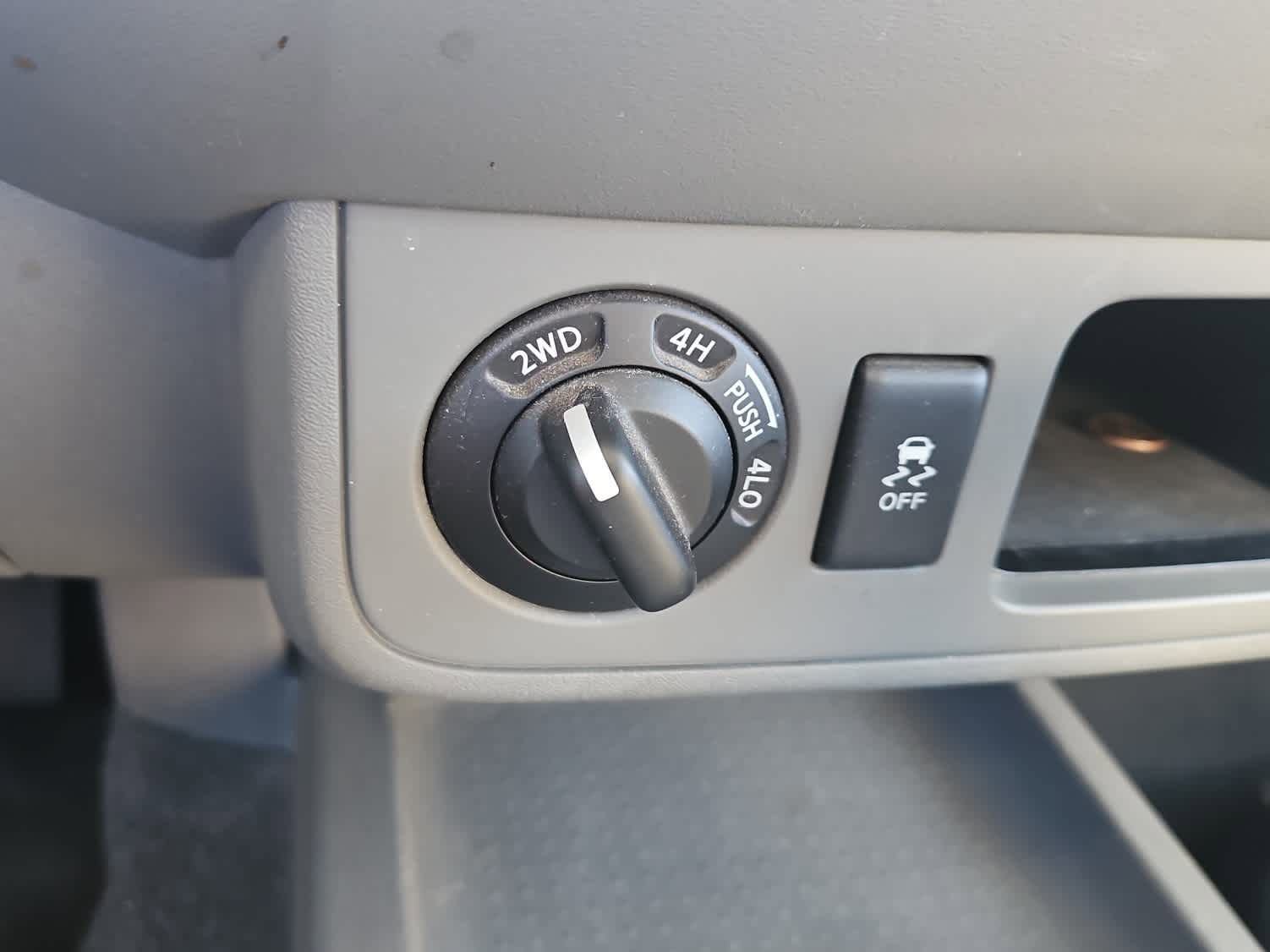 Used 2019 Nissan Frontier SV AWD/4WD image 18