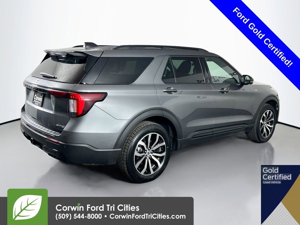 Certified 2025 Ford Explorer ST-Line image 5