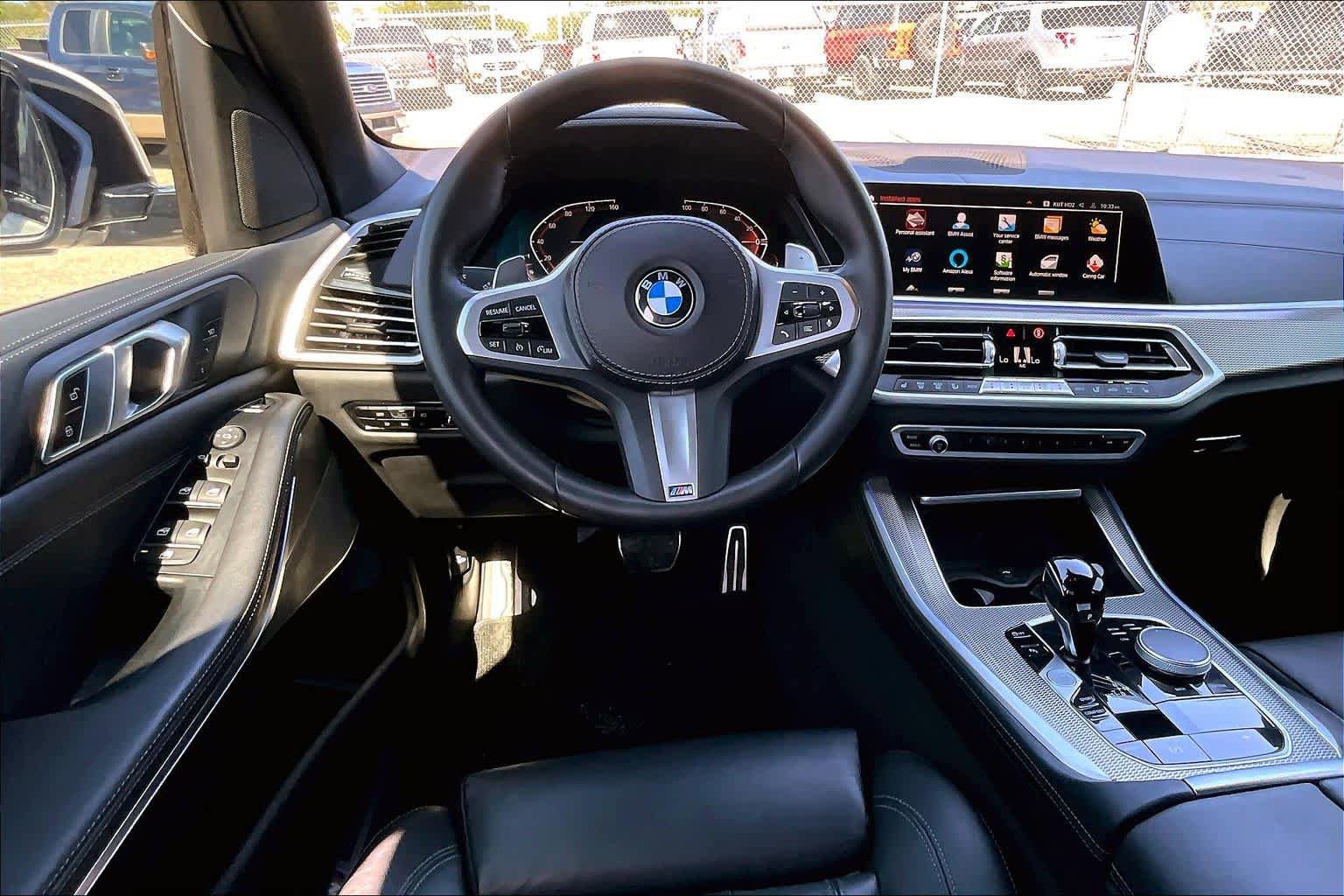 Used 2022 BMW X5 xDrive40i w/ M Sport Package AWD/4WD image 9