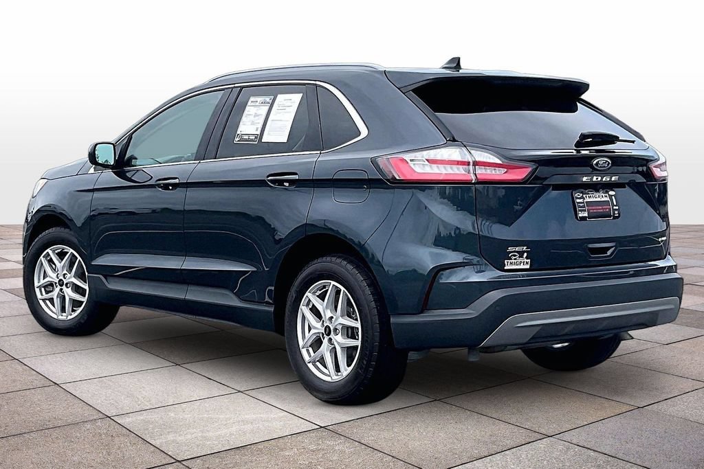 Certified 2024 Ford Edge SEL w/ Convenience Package AWD/4WD image 2