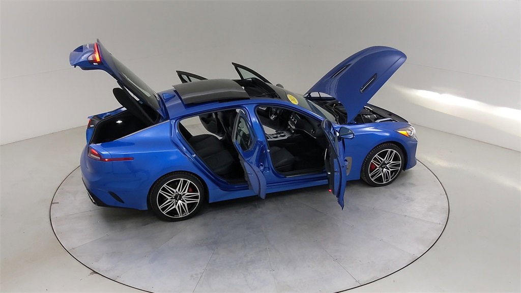 Used 2023 Kia Stinger GT2 image 48