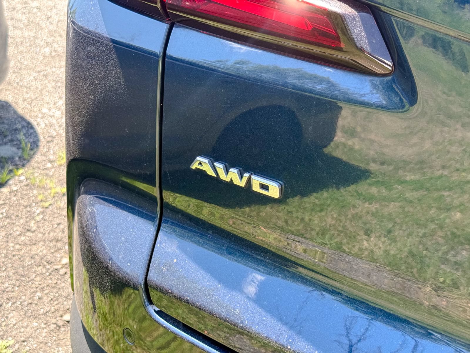 Used 2019 Cadillac XT4 Premium Luxury AWD/4WD image 8