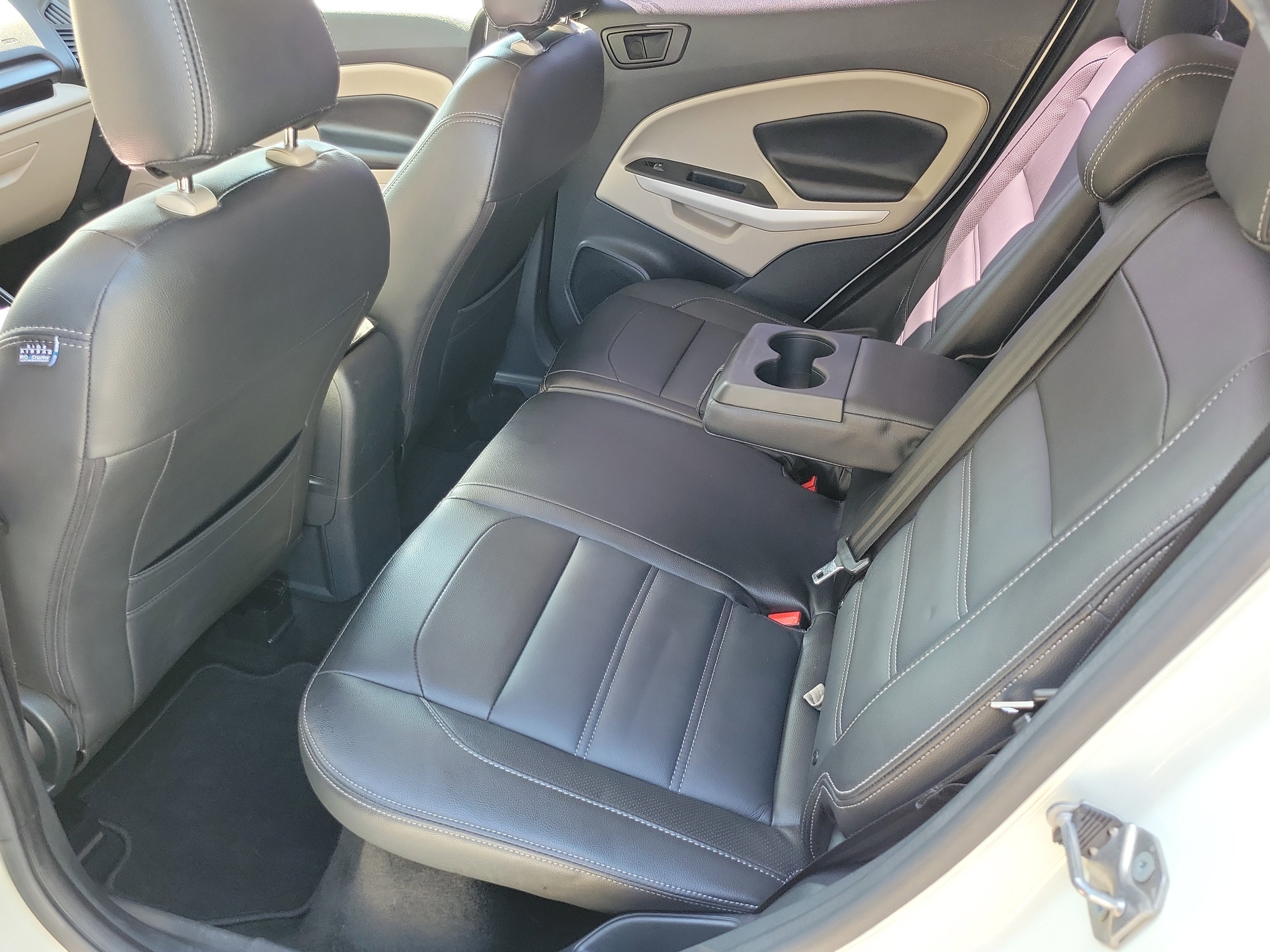 Certified 2021 Ford EcoSport S image 12