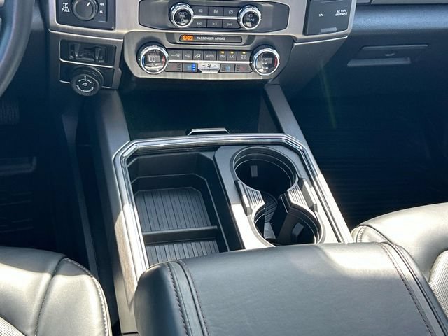 Certified 2022 Ford F350 Platinum w/ FX4 Off-Road Package AWD/4WD image 18