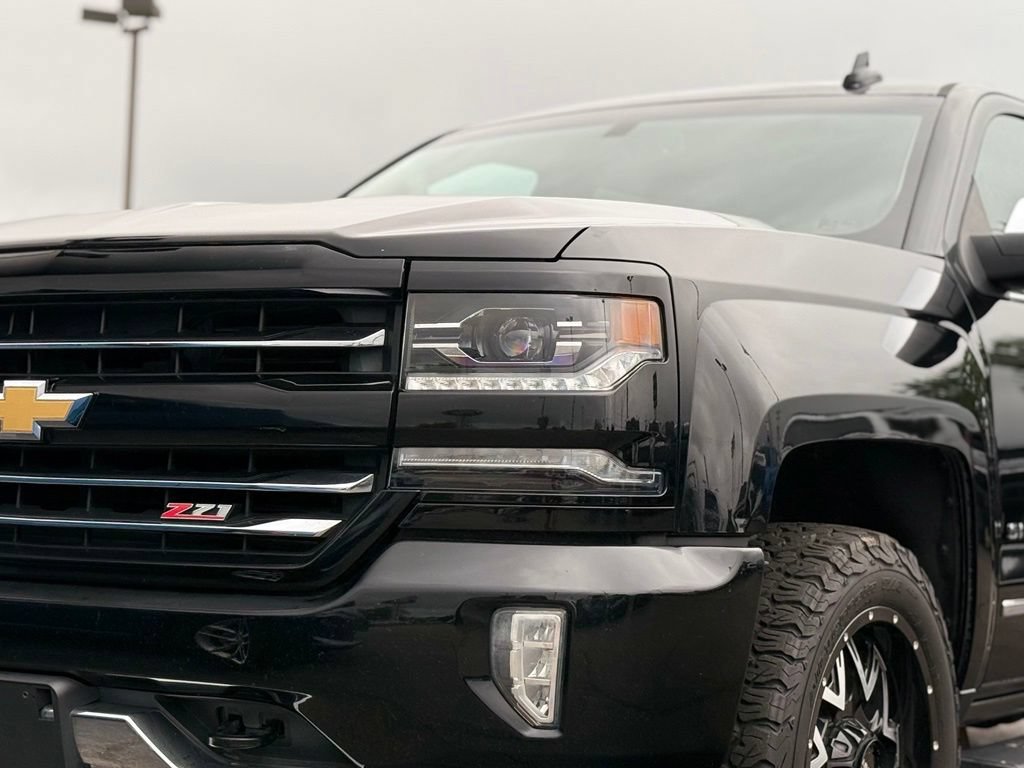 Used 2018 Chevrolet Silverado 1500 LTZ Z71 AWD/4WD image 38