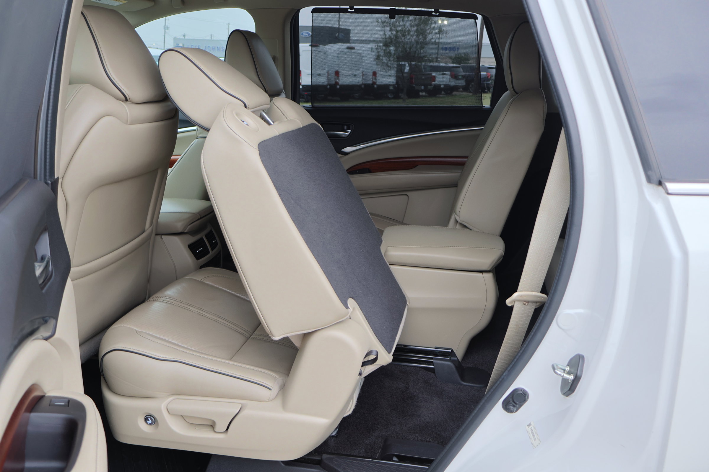 Used 2017 Acura MDX FWD w/ Advance Package image 34