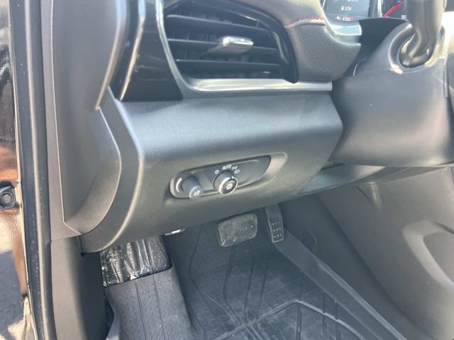Used 2023 Chevrolet Traverse RS w/ LPO, Floor Liner Package FWD image 36