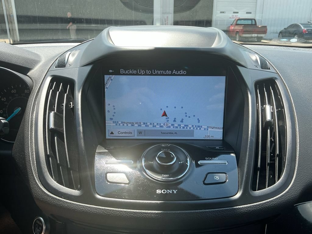 Certified 2019 Ford Escape Titanium FWD image 26
