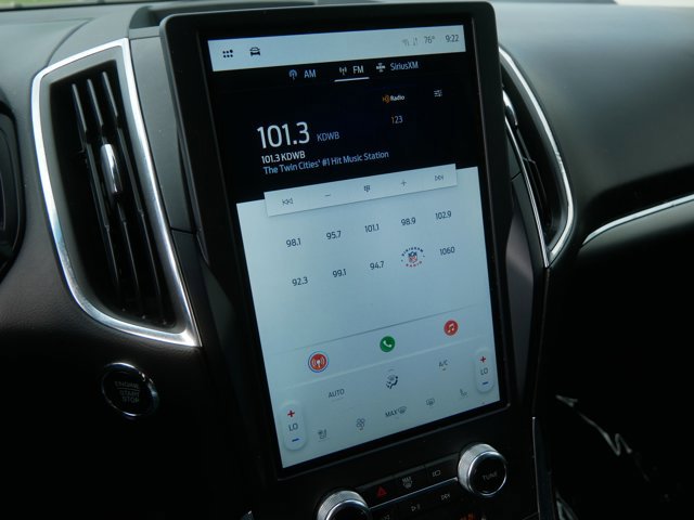 Certified 2023 Ford Edge Titanium AWD/4WD image 26