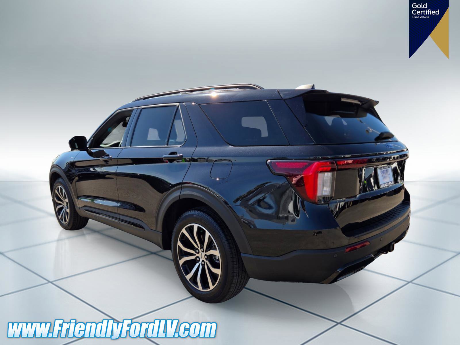 Certified 2026 Ford Explorer ST-Line RWD image 5