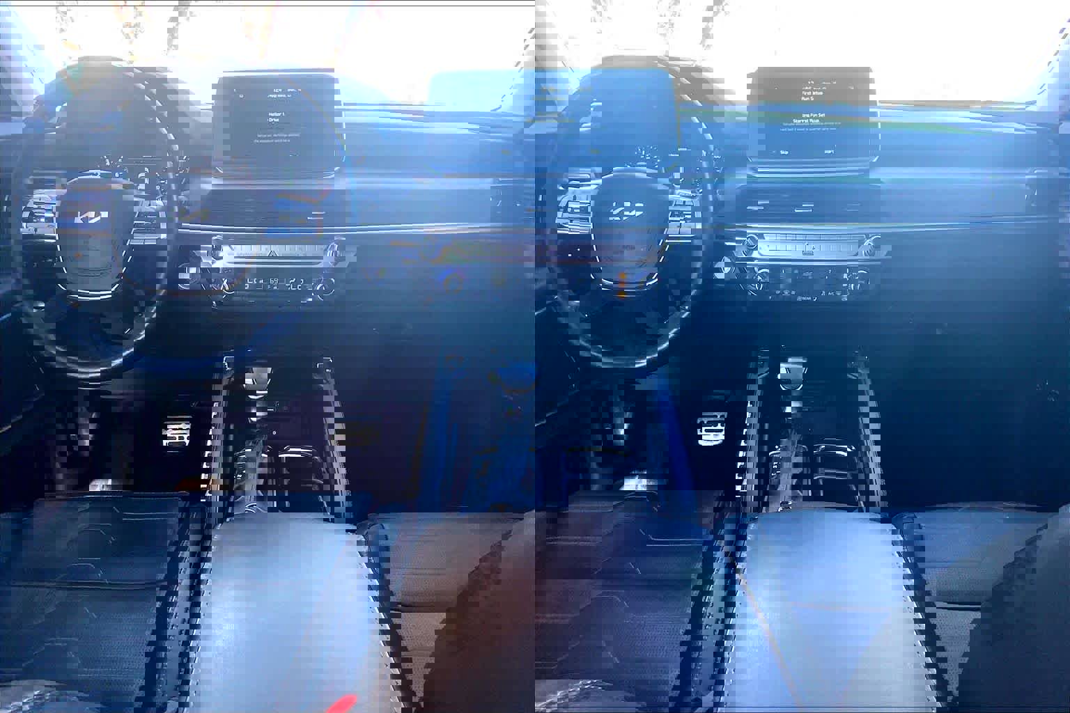 Used 2022 Kia Telluride SX w/ SX Prestige Package image 15