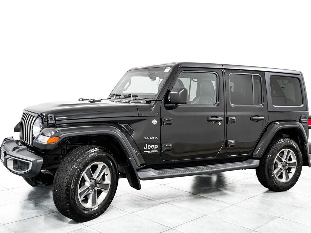Used 2020 Jeep Wrangler Unlimited Sahara w/ Dual Top Group AWD/4WD image 4