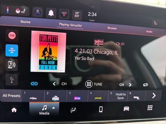 Used 2022 Jeep Compass Latitude image 18