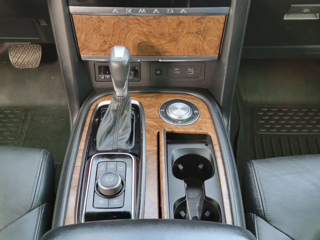 Used 2022 Nissan Armada SL w/ Captain's Chairs Package image 24