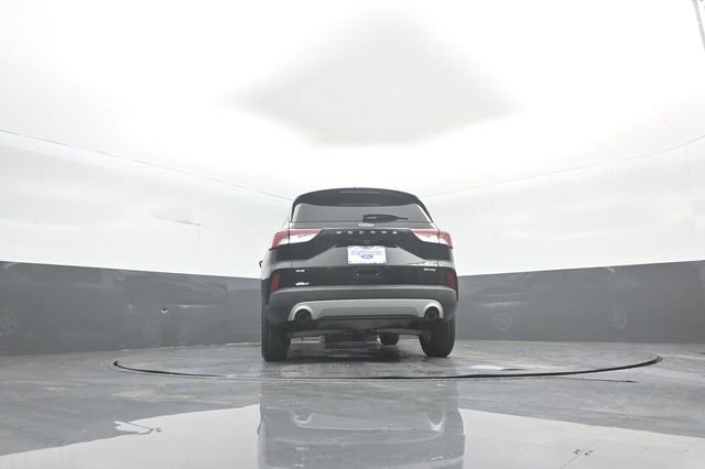 Certified 2020 Ford Escape SE AWD/4WD image 38