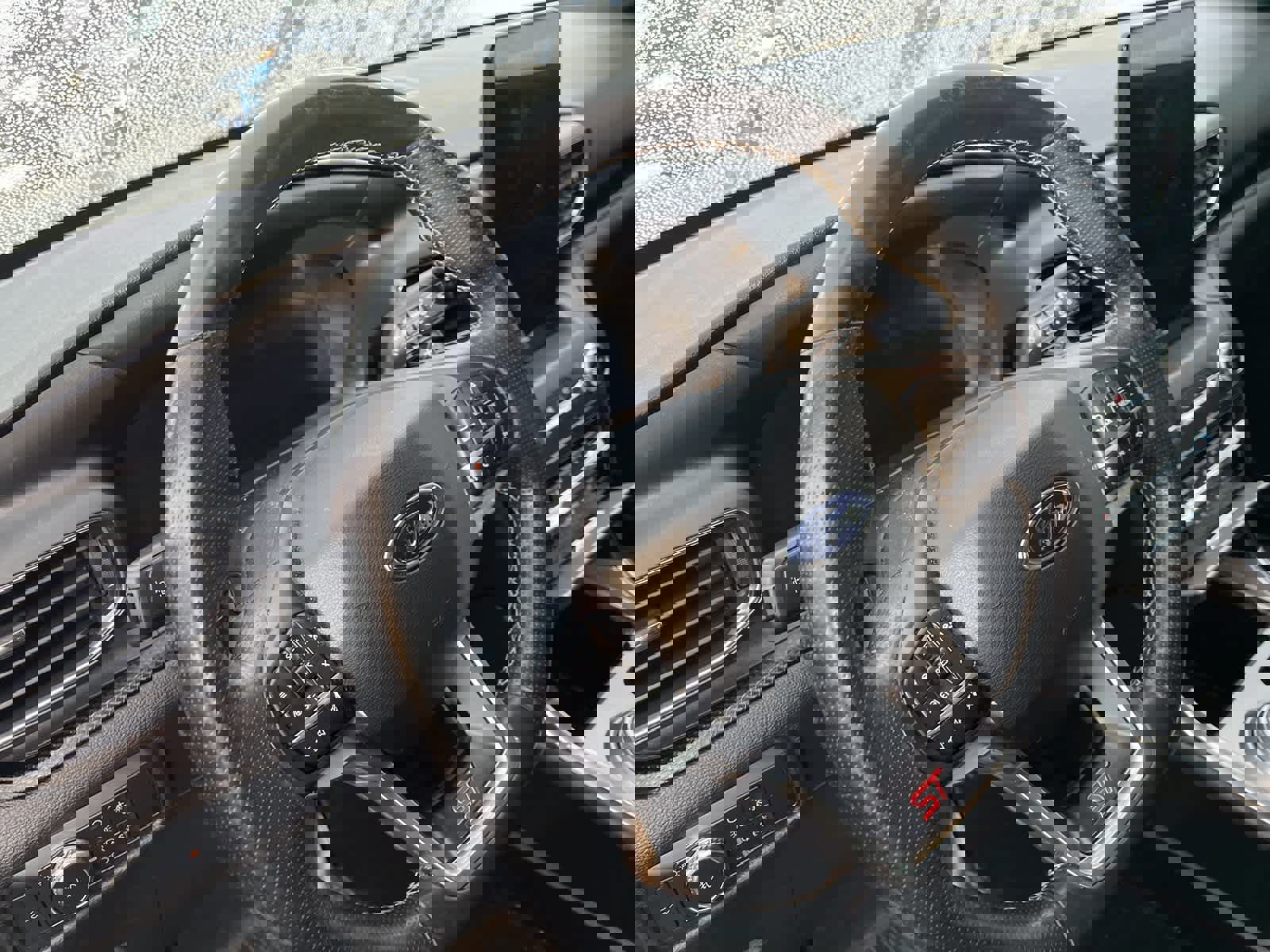 Certified 2020 Ford Explorer ST w/ ST Street Pack image 26