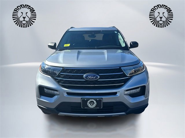 Certified 2022 Ford Explorer XLT w/ Equipment Group 202A image 8