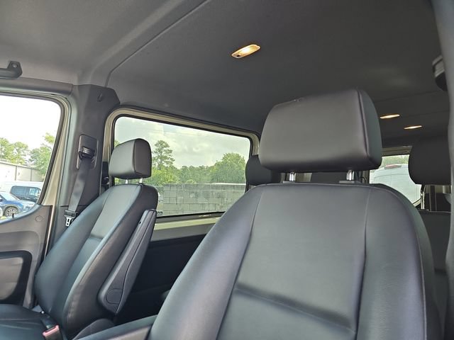 Used 2021 Mercedes-Benz Sprinter 2500 image 14