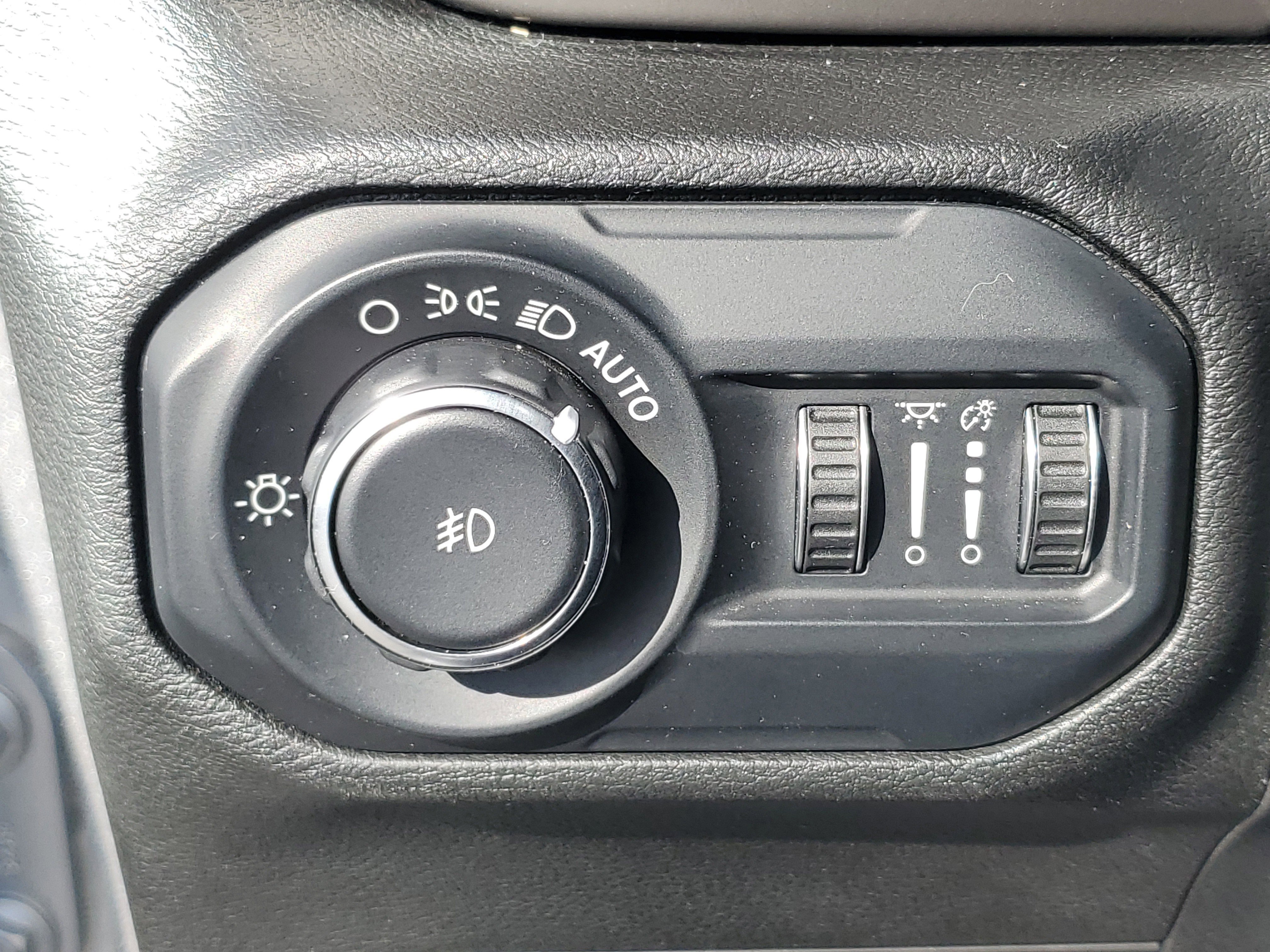 Used 2020 Jeep Wrangler Unlimited Sport S image 18