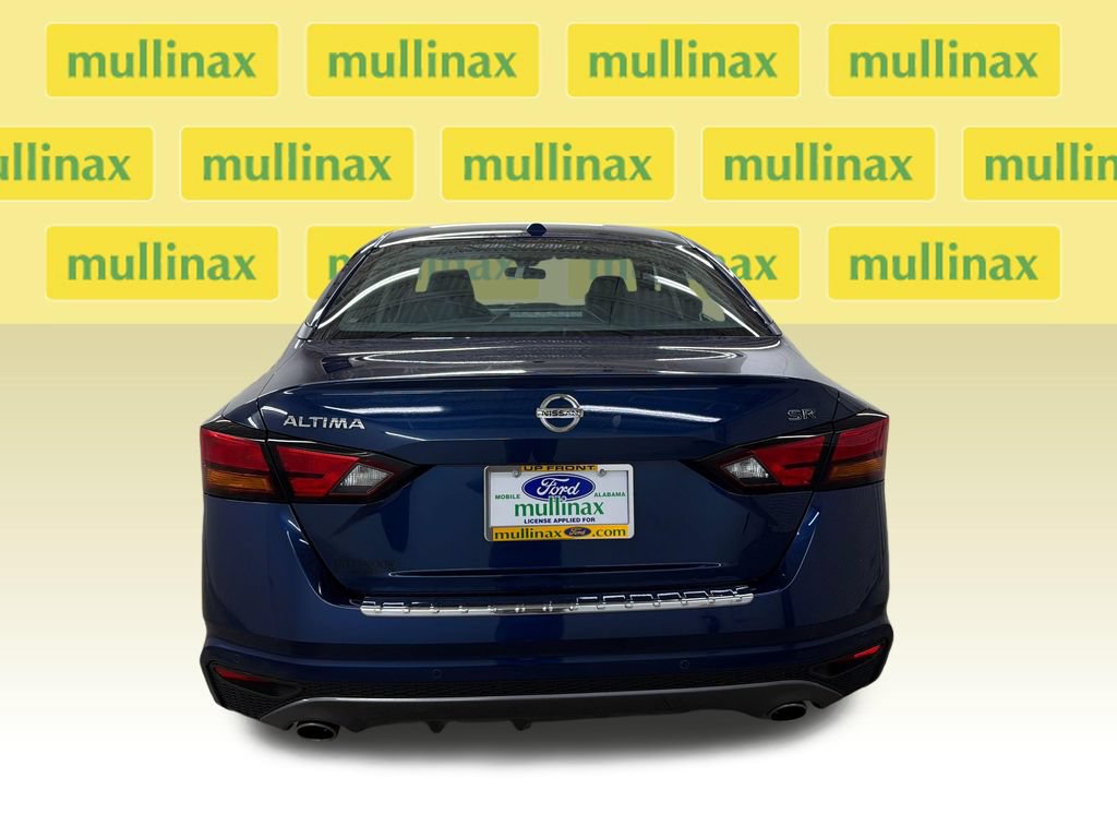 Used 2021 Nissan Altima 2.5 SR w/ SR Premium Package FWD image 7