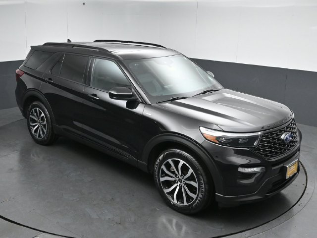 Certified 2024 Ford Explorer ST-Line w/ Class IV Trailer Tow Package AWD/4WD image 43