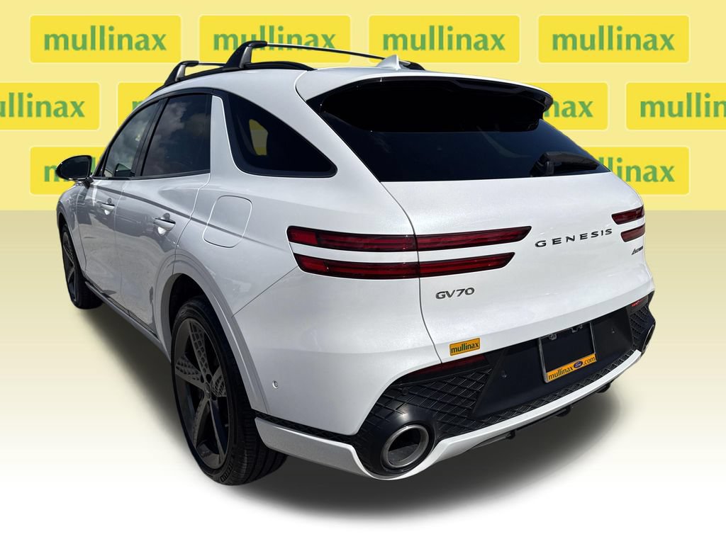 Used 2025 Genesis GV70 3.5T Sport w/ Sport Advanced Package AWD/4WD image 10