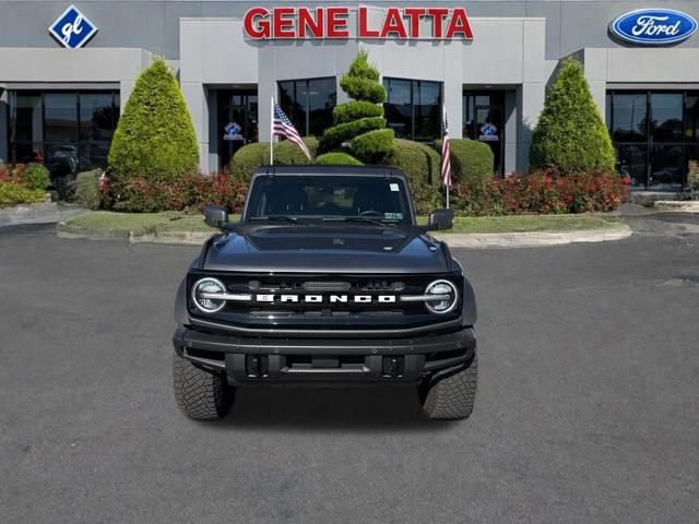 Certified 2021 Ford Bronco Outer Banks w/ Sasquatch Package image 3