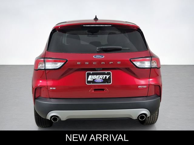 Certified 2022 Ford Escape SE w/ Cold Weather Package AWD/4WD image 4
